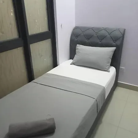 Gr Homestay At Ayuman Suites Gombak